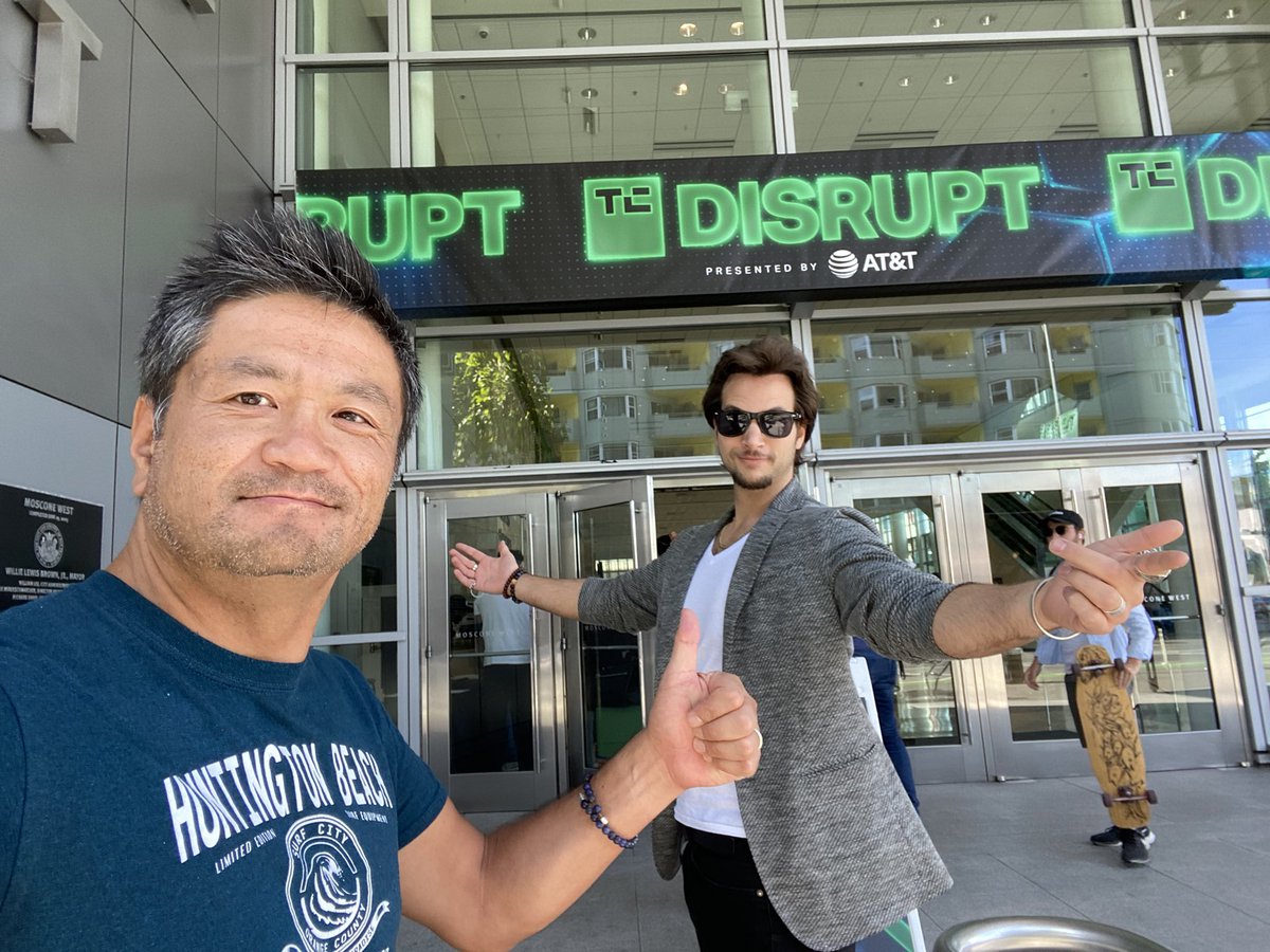lingo__mii's tweet photo. ついた！アーリーチェックイン。

#TechCrunch #disrupt2022 https://t.co/UNW4snbSEe