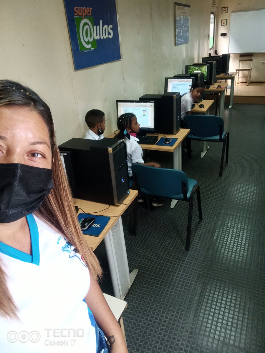 Super_aulasmag's tweet photo. Desde el municipio Zamora seguimos brindando apoyo tecnológico a la comunidad estudiantil de la @ebn_Magdaleno con el acompañamiento de la Prof. Yosecris Villamediana @pedrogordon2121 @_LaAvanzadora @FundabitAragua https://t.co/fiBAMKKLsg