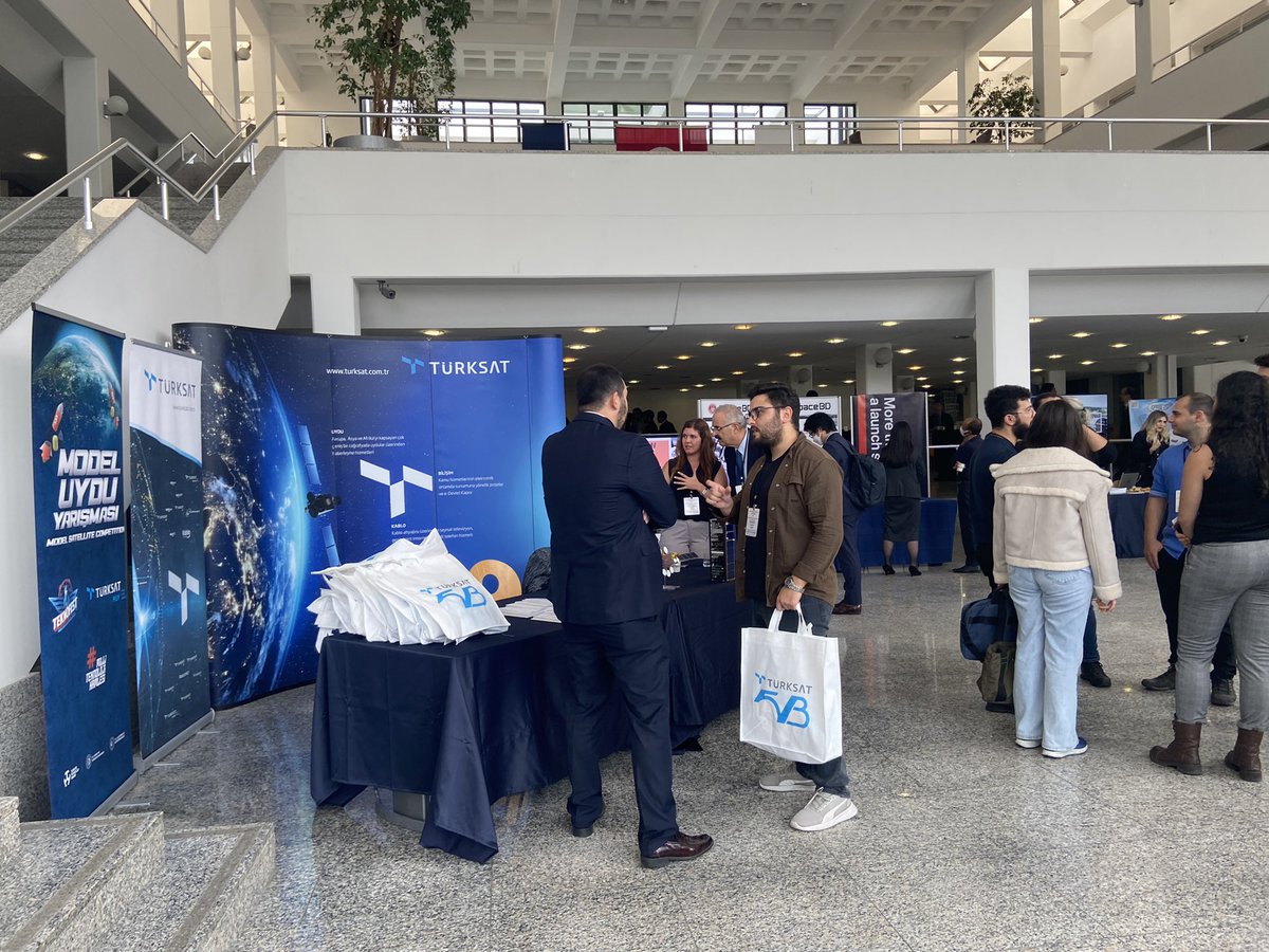 spacebd_inc_en's tweet photo. #day1 of NanoSat Symposium and UNISEC Global Meeting in Istanbul Technical University!

We catch up with each organization’s latest initiatives and enjoy chai tea in break! https://t.co/maFNBm97ZG