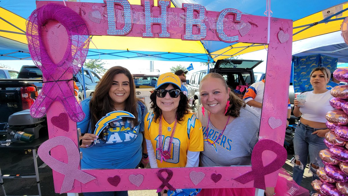 beautyandbolts's tweet image. #boltup #criticalcatch @karenluvssports @Kerry_Gilliam15