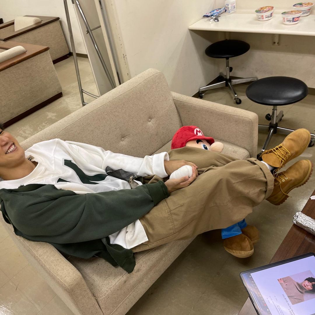ArabYoonSiyoon's tweet photo. ١٧ أكتوبر ٢٠٢٢ | تحديث

يون شي يون في انستقرام moa_ent ✨ https://t.co/gkVqcY6nra