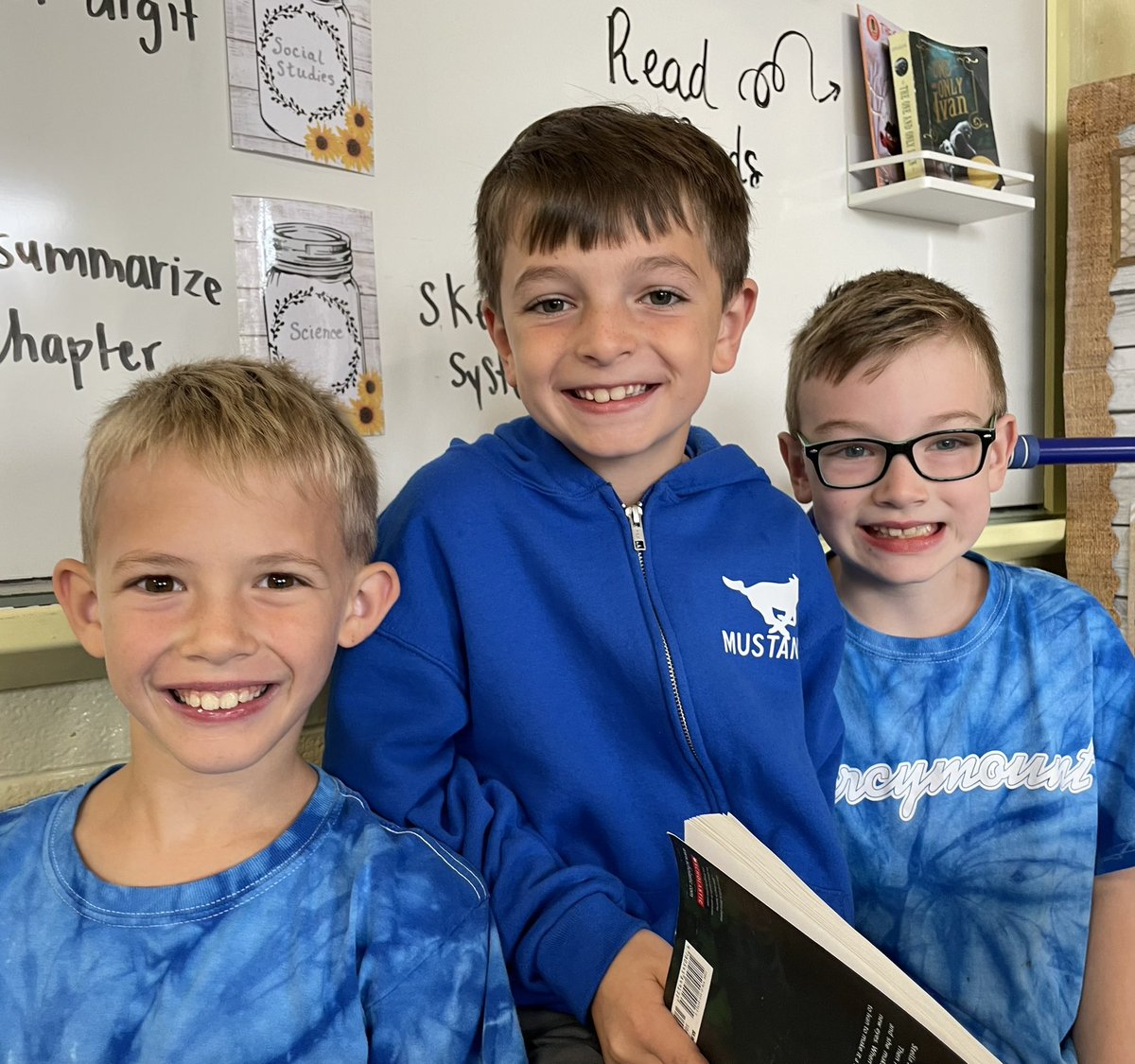 MercymountCDS's tweet image. It’s time to show your school spirit!