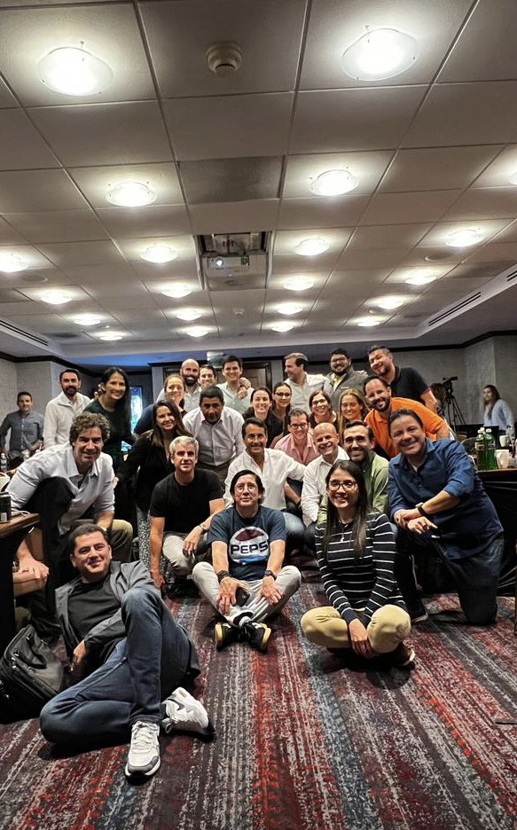 scheelito's tweet photo. Great time with the LAB talent ….. https://t.co/9drk3GO20f