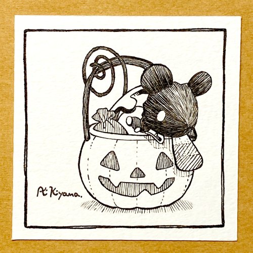 Good morning !
今朝のネズミ🎃🍭

#イラスト 
#タマゴノマモノ 