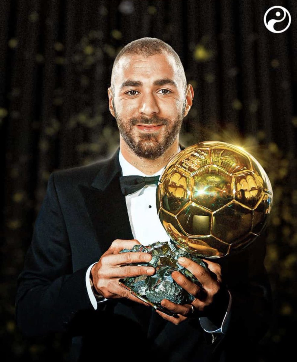 AmanaNagib's tweet photo. Congrats @Benzema #FootballWithDME #FPL #BallonDor #uefa #UEFA #Benzemaballondor #bestplayer #mantowatch #RealMadrid https://t.co/hGUYNvxaXG