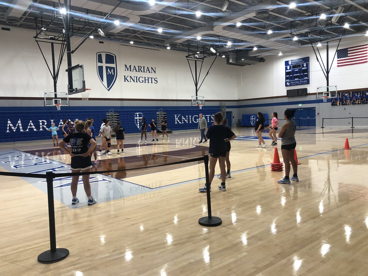 MHSLadyKnights's tweet photo. #1stPractice #GoKnights https://t.co/Ggx3lhiFZB
