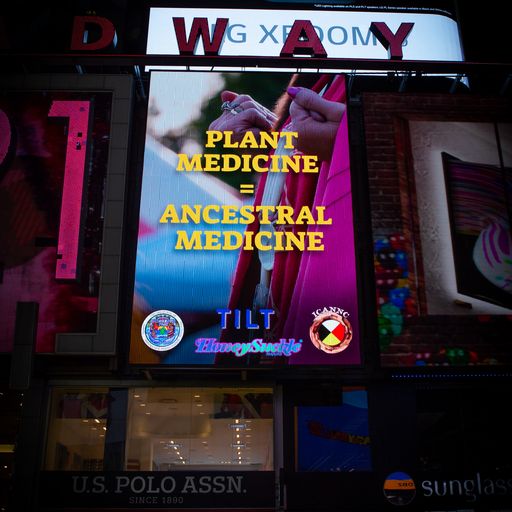 ConorGreenLLC's tweet photo. #indigenouspeoplesday #indigenouspeoples #ipd #timessquare #newyork #tilt #littlebeachharvest #cannabis #conorgreen https://t.co/FPOHs6lrk4