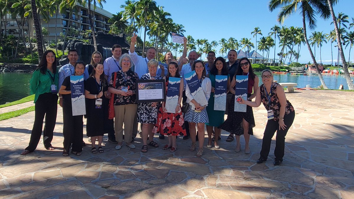 HenningWillers's tweet photo. The (more or less spontaneous) #RadRes2022 #TweetUp was fantastic 🌴🪴🏖

🙏 to @ASTRO_org @PRJeffWhite for the inspiration😁

🙏 @precisionxray for being generally supportive of the idea😂

🙏 everyone for sticking around 🙏

Next year more planning &amp; props‼️🥳 @JanPOSchuemann https://t.co/8oPfvnCbEu