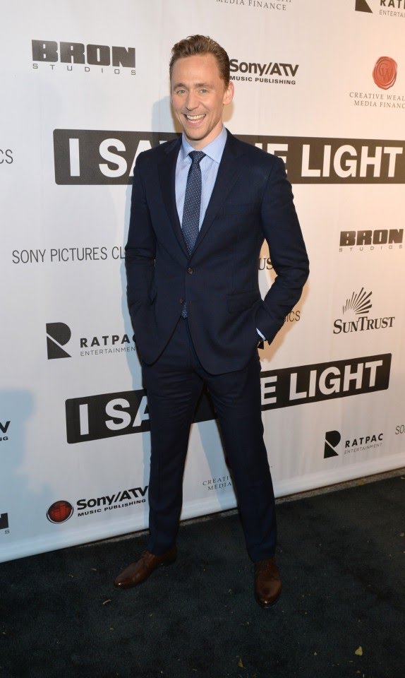 THiddlestonMx's tweet photo. Tom Hiddleston en la premier de I Saw The Light en Nashville. Octubre 17, 2015
#HaceSieteAños #ISTL
Vía: Tumblr 4 https://t.co/IDpENz0m5S