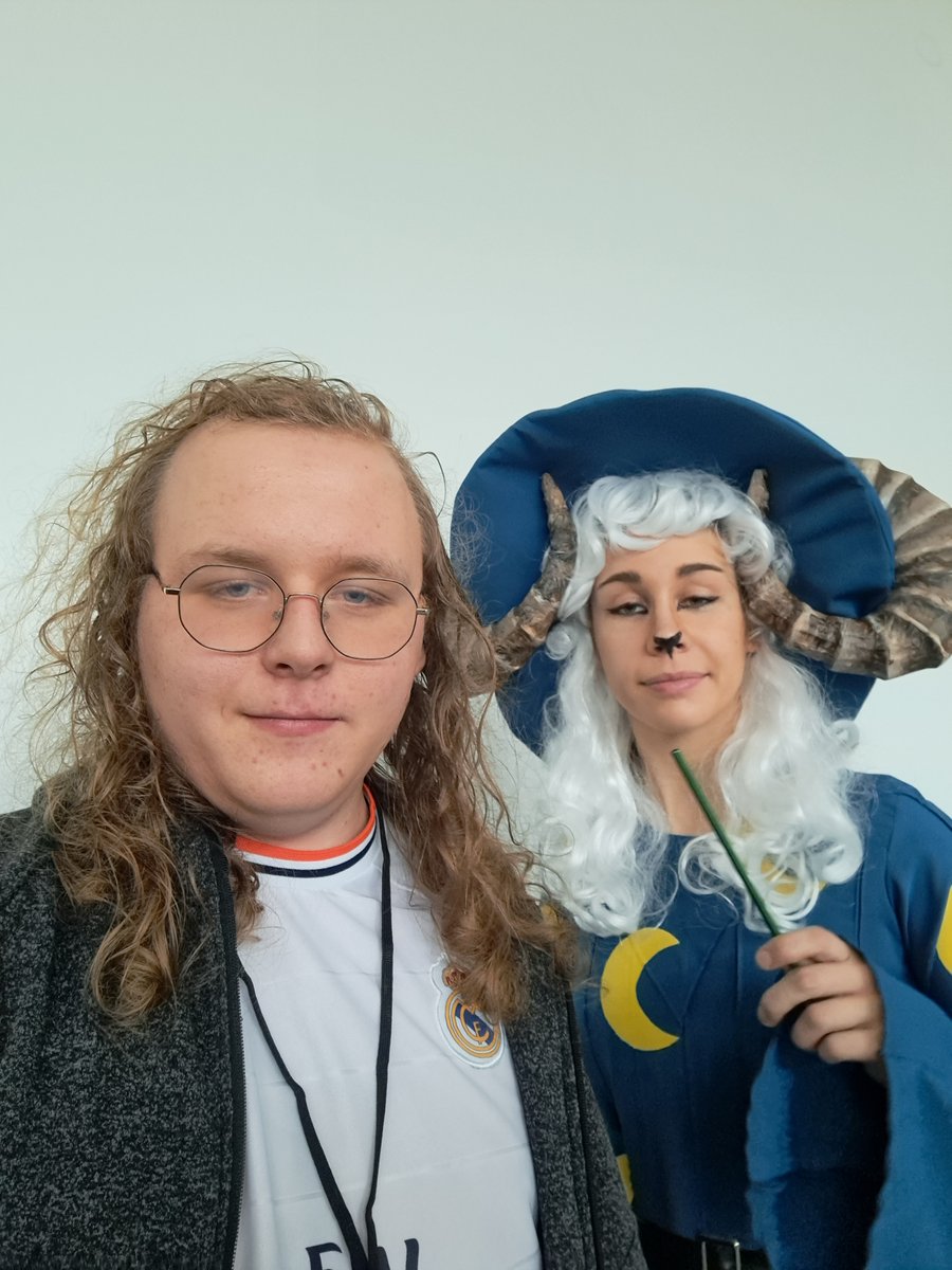 Karo_Borkowska_'s tweet photo. MARZENIE SPEŁNIONE
PIERWSZY REKSIOCON ZA NAMI!! (NADAL W TO NIE DOWIERZAM ŻE TE WYDARZENIE SIĘ ODBYŁO)
TWÓRCY PRZYGÓD REKSIA POZNANI! (JAK I WSPANIALE OSOBY Z DC I FORUM ) #Reksiocon2022 #BringReksioBack #Reksio #Reksiocon #PrygodyReksia https://t.co/KAr2gv5LYu