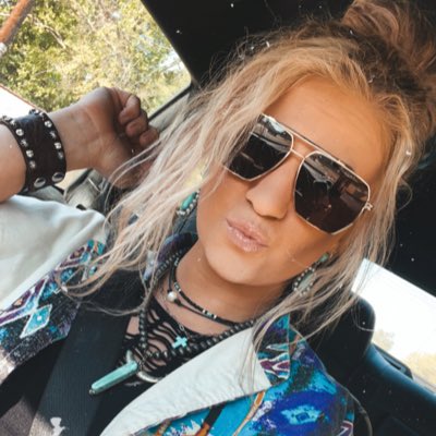 IsbellKaila's tweet photo. Stay wild Gypsy child.😜#NewProfilePic https://t.co/HB2aIeyaL6