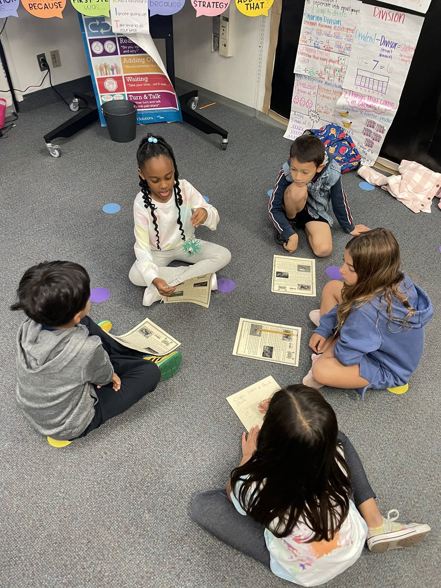 MsCookin3rd's tweet photo. Using circles to collaborate with different groups so students can become EXPERTS on a topic to TEACH others. We are becoming great nonfiction readers! 📚 https://t.co/dB3N2S3iFH