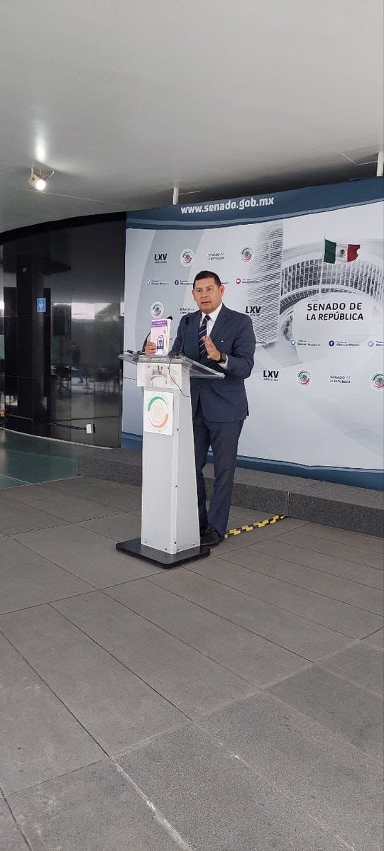 armentapuebla_'s tweet photo. En atención a las mujeres y por la Conmemoración del Día Mundial de la Lucha contra el Cáncer de Mama, presenté el #LibroRosa sobre "La Pandemia de los Edulcorantes en México"
Importante tomar previsiones por el riesgo que se corre en el consumo excesivo de productos procesados. https://t.co/v1ez6jySd8