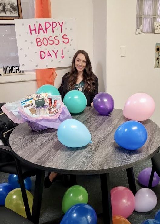 DawsonGrizzlies's tweet photo. Dawson school is appreciative to have Ms. Daulton as one of our leaders! 🧡🖤 https://t.co/cHd8jgmbLK