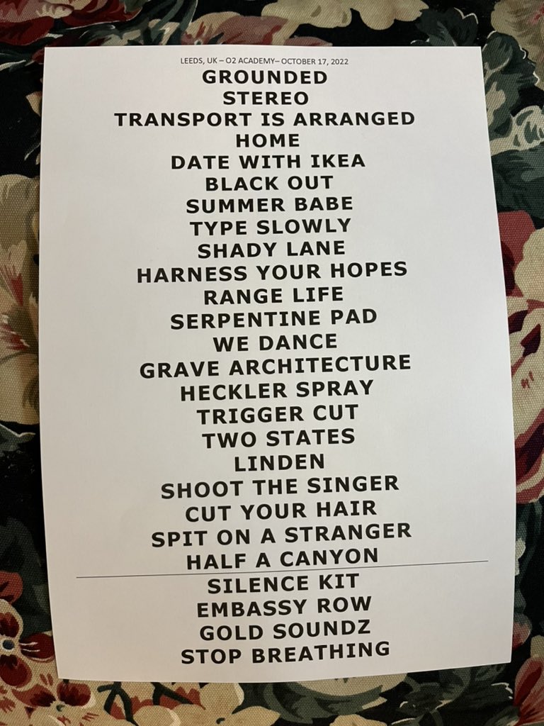 PAVEMENT tweet media