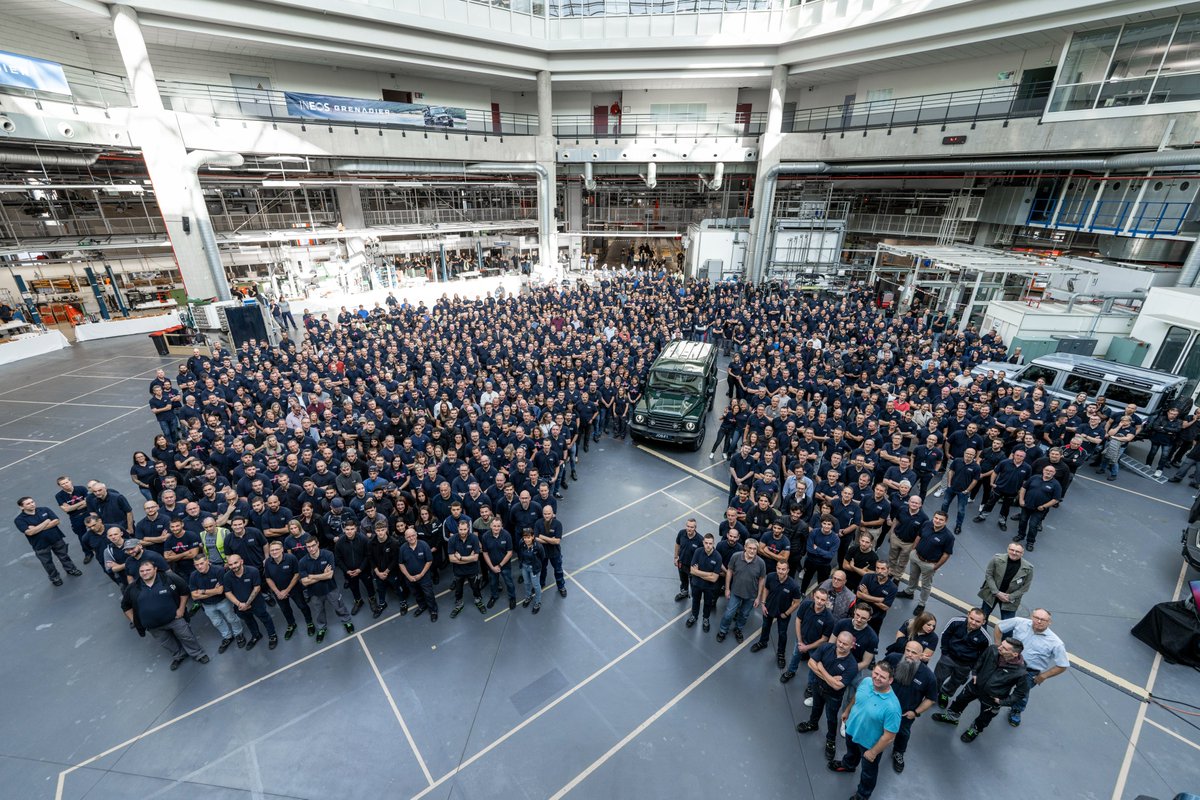 INEOSGrenadier's tweet photo. The first #INEOSGrenadier has rolled off the assembly line in Hambach with customer deliveries to start in December.​

“This is a landmark moment for INEOS Automotive as a vehicle manufacturer,” said Mark Tennant, INEOS Automotive Commercial Director. #BuiltOnPurpose https://t.co/fm87FTN1PU