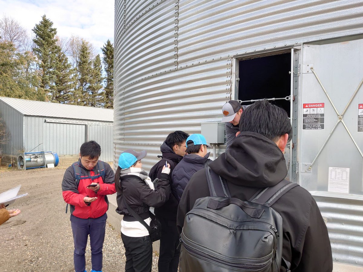 usgc_jpn's tweet photo. Japan team at Rosenau farm in ND. The farm began growing corn oin 2008. Not many years ago. Thank you @ndcorn for the wonderful visits. #Exex22 @usgc #corn https://t.co/QfIkhV8atz