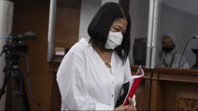 Setelah Mengaku Dilecehkan, Putri Candrawathi Malah Berduaan di Kamar dengan Brigadir J dlvr.it/SbFg22