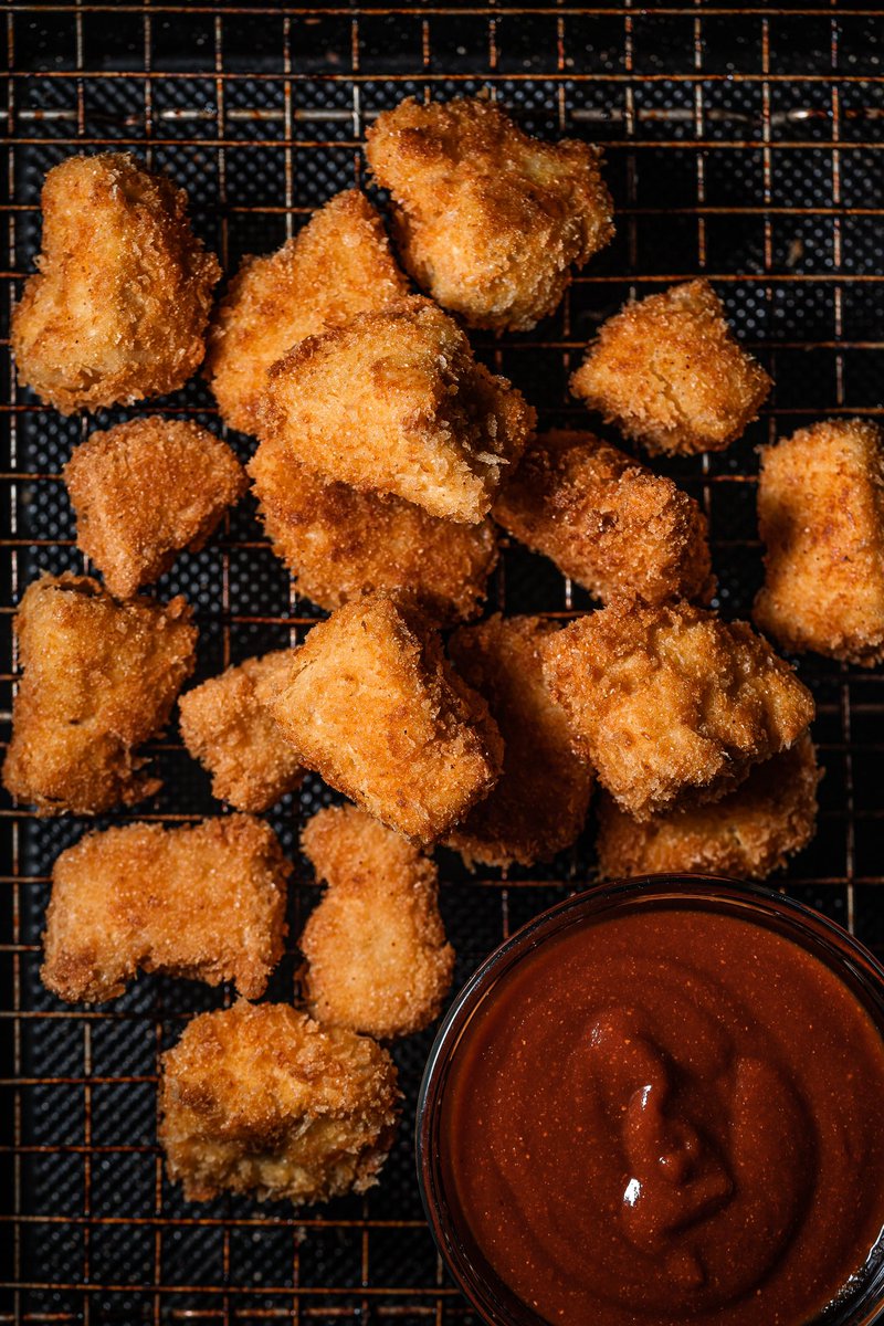 Please go make these crispy vegan tofu nuggets right now 🔥