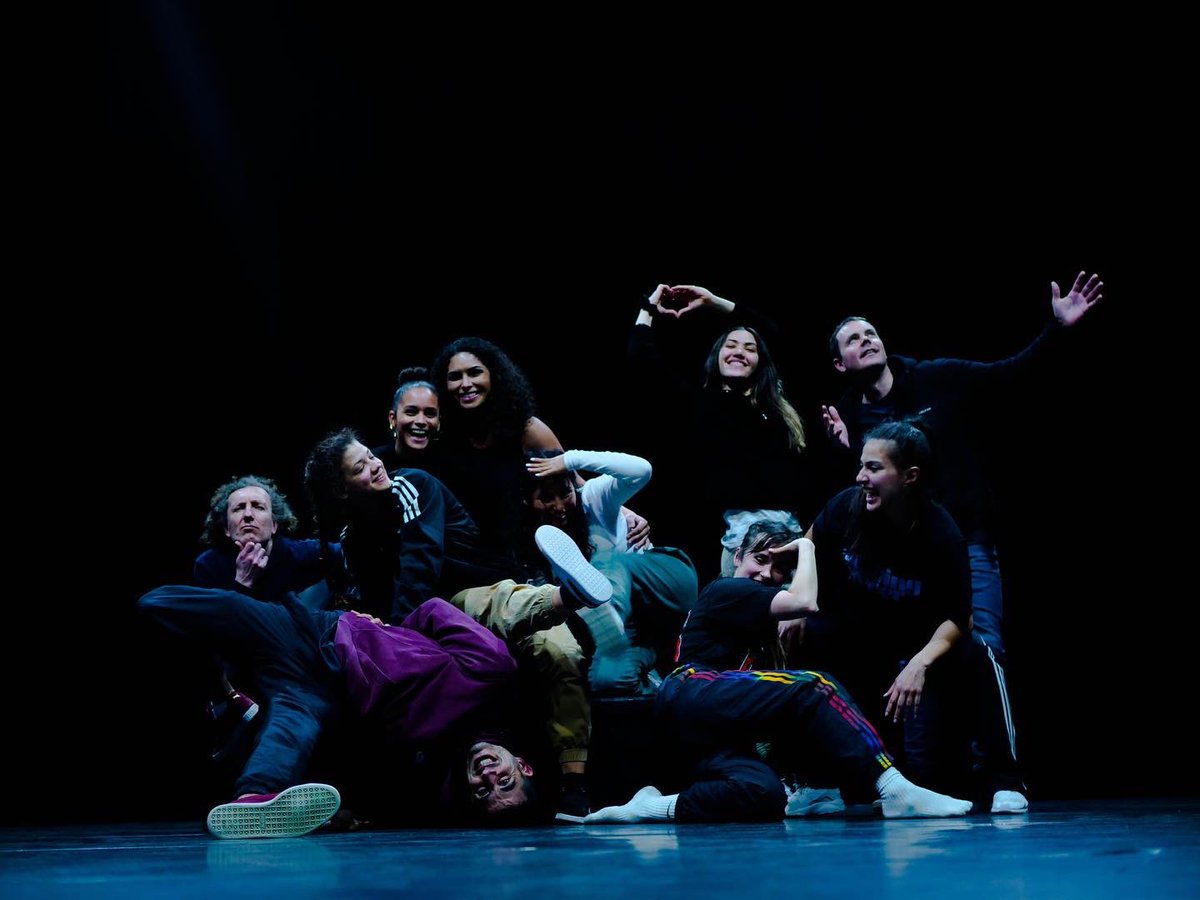 MehdiDiouri71's tweet photo. MeríDio - On se retrouve ce mardi 18 octobre ! Espace Philippe Noiret / Clayes-sous-bois 78 #yvelines
.
#linkinbio
.
💃🏻💃🏻💃🏻💃🏻💃🏻💃🏻
.
#savethedate
.
📸 @elliotwayan
.
#dancers #dancer #meridio #artist #creation #ciemehdia #dance #compagniemehdia #theatre #theater #culture #partage https://t.co/oxUkgnP0D5