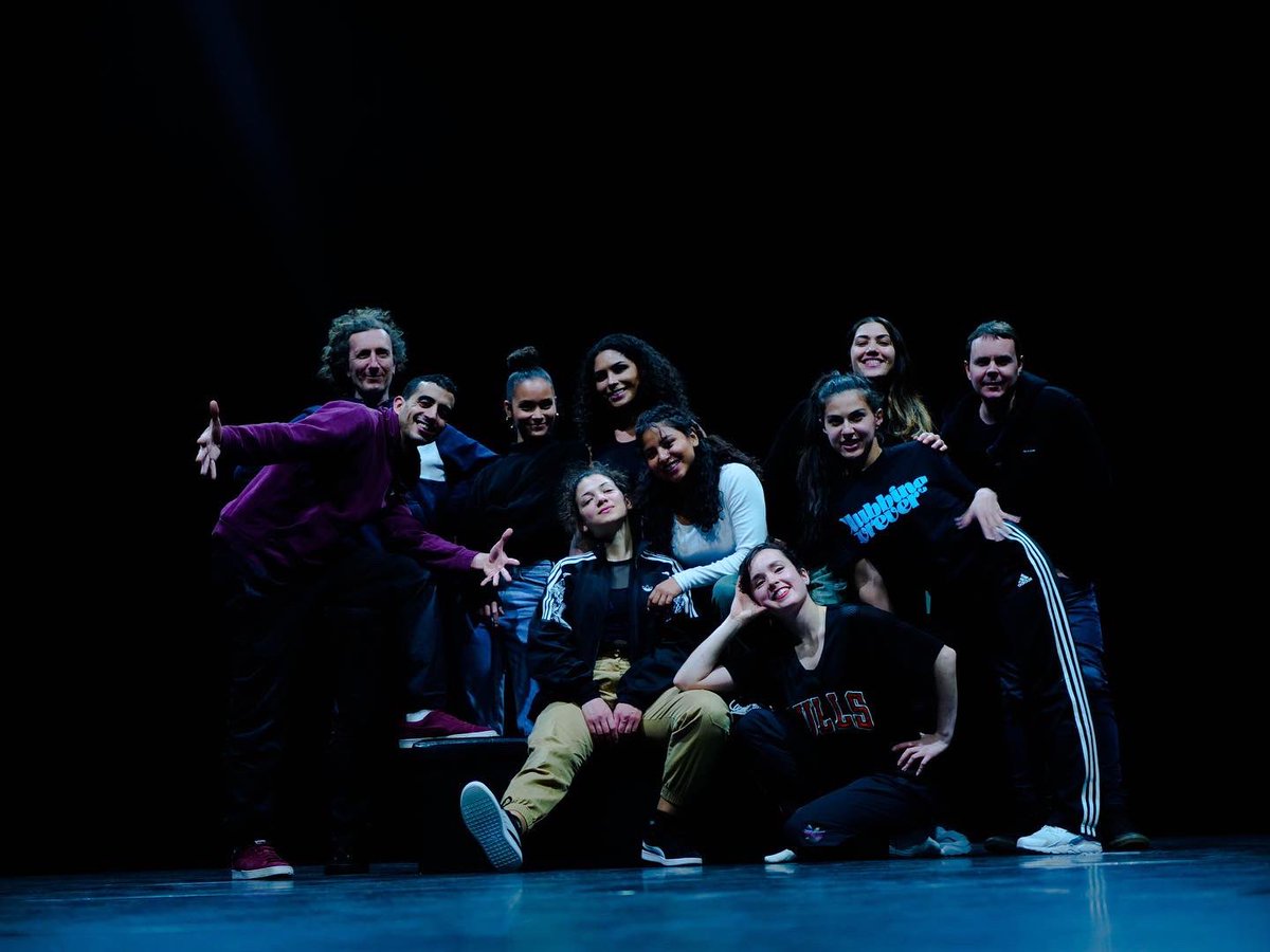 MehdiDiouri71's tweet photo. MeríDio - On se retrouve ce mardi 18 octobre ! Espace Philippe Noiret / Clayes-sous-bois 78 #yvelines
.
#linkinbio
.
💃🏻💃🏻💃🏻💃🏻💃🏻💃🏻
.
#savethedate
.
📸 @elliotwayan
.
#dancers #dancer #meridio #artist #creation #ciemehdia #dance #compagniemehdia #theatre #theater #culture #partage https://t.co/oxUkgnP0D5