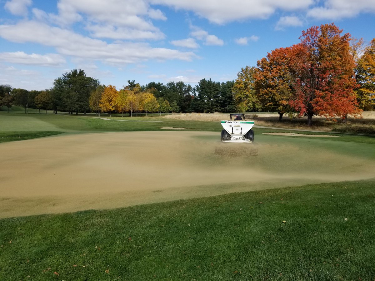 SuperTimG132's tweet photo. Otherwise people might not believe it actually happened!!! Thanks @AlexOlsenTurf each time we can go a little deeper....the root system keeps getting better which allows the playing surface to follow suite!!! #bettereveryday #2023prep #holesonholes https://t.co/6ETPL0yheR