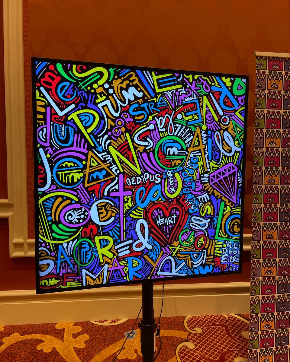 metasill's tweet photo. A closer look at our setup for W3BX in Las Vegas 🎰 #metasill #web3 #w3bx #vegas #nft #nftart #nftartist #nftdisplay #nftscreen #crypto #bitcoin #eth #wynn https://t.co/svrkabd9ZM