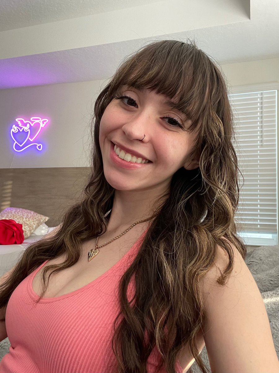 cate 🌻 on Twitter: "RT @catlyncrespo: hii say it back"