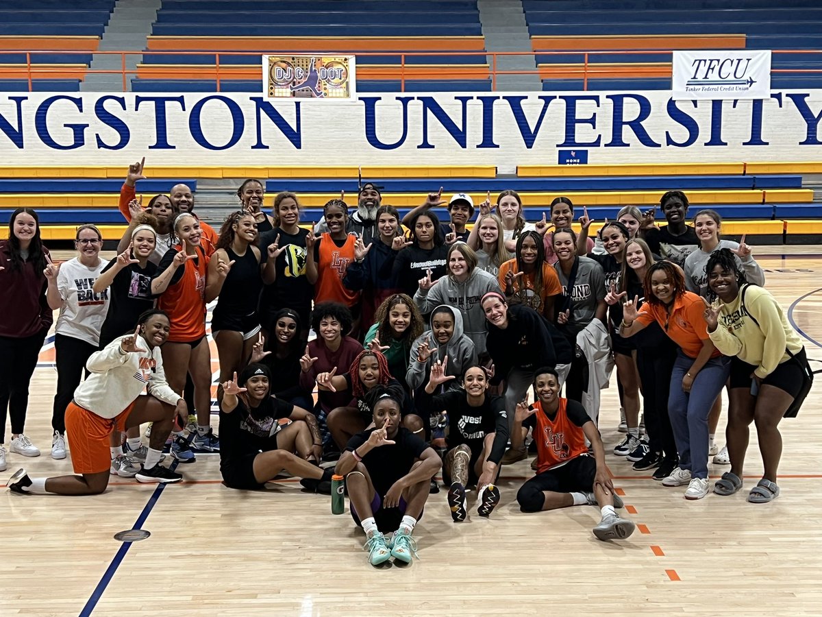 Edmond Memorial Girls Basketball tweet media