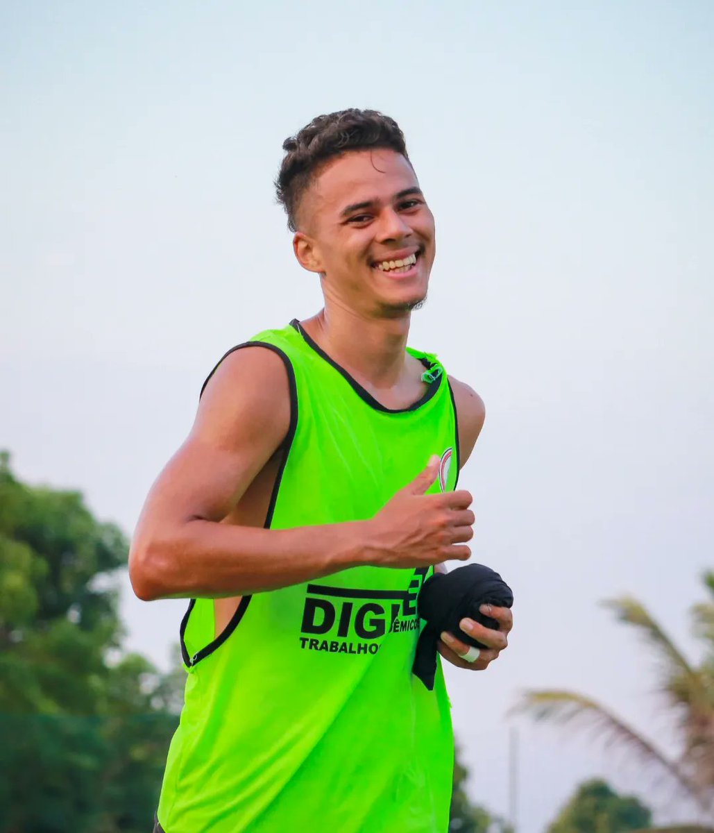 JuventudeSamas's tweet photo. SEGUNDOU ✅
O Poraquê se reapresentou na tarde de hoje no Pinheirão . A equipe já se prepara para a próxima partida diante do Moto Club próximo domingo no Castelão.
❤🤍🖤 #OrgulhodoInterior ❤🤍🖤
📷 @mvitoriafoto https://t.co/m2HI1gD7S4