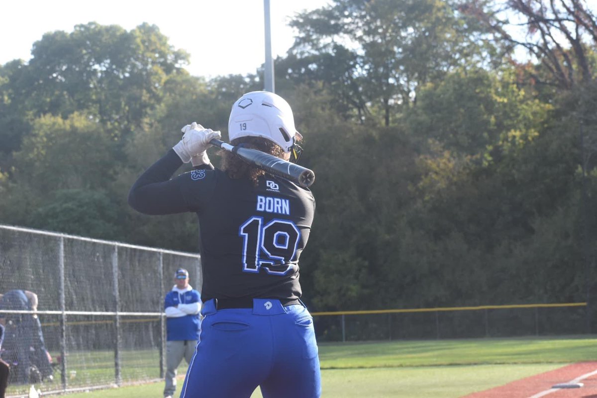 Tareyn Born tweet media