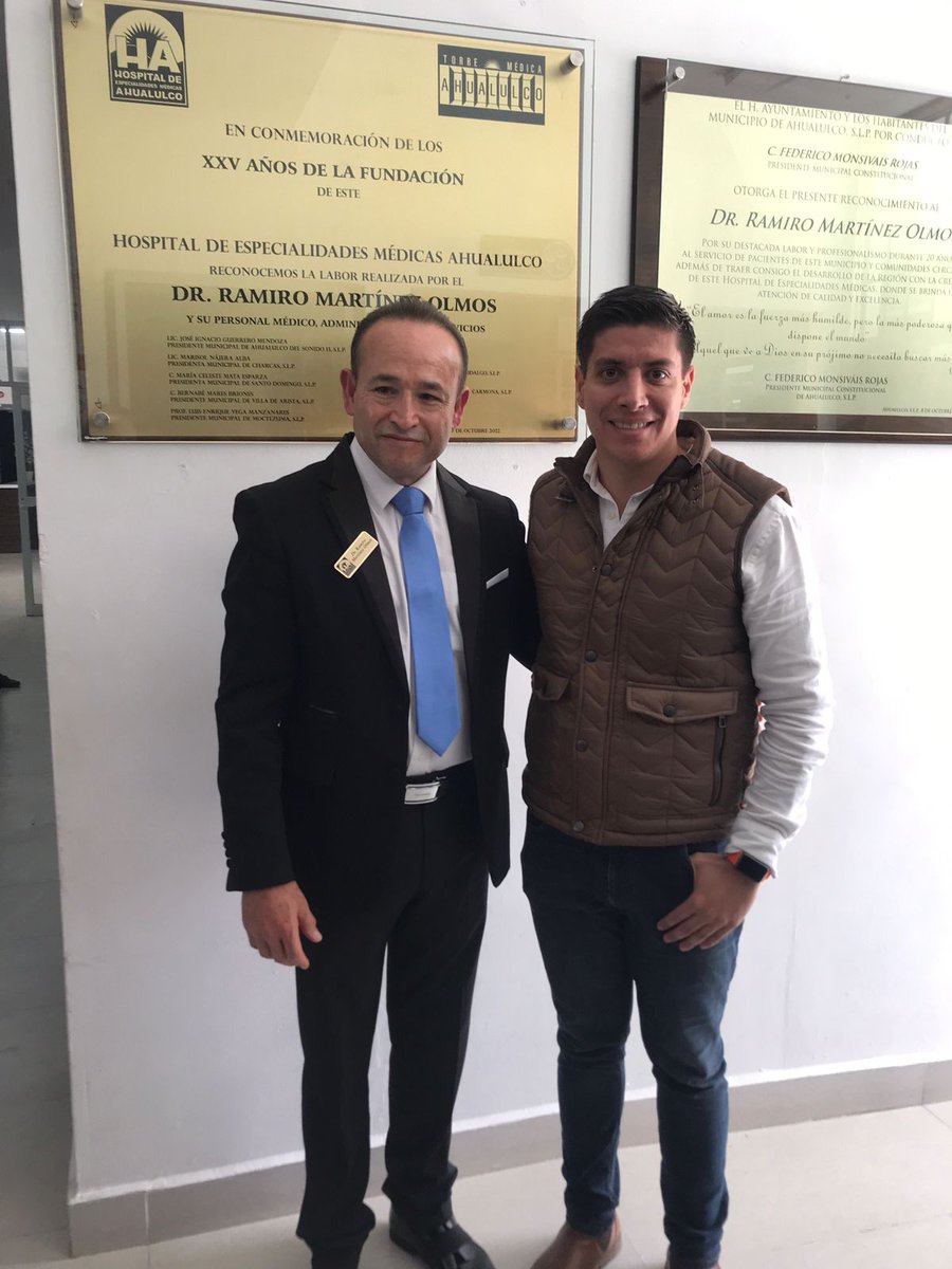 JDanielRiveraAg's tweet photo. Andamos en Ahualulco!✌️ En representación del Senador @MarcoGamaSLP estamos festejando los 25 años de servicio del Hospital Ahualulco, mis felicitaciones a todos los que forman parte de esta familia.
Enhorabuena y que vengan mas éxitos. 👏 https://t.co/VSyVvwyjTd