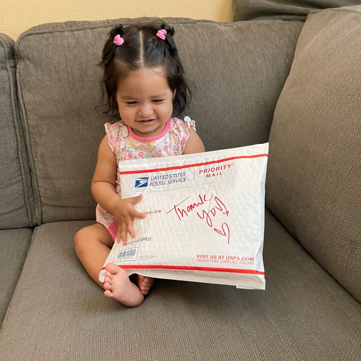 ShopShipSip's tweet photo. Happy Monday Beautiful Souls 🤍🤍

#goodvibes #shopshipsip #frida #lavidaconfrida #puroamor #shopshipsipwithfrida #babyfashion https://t.co/uxk4IQ8dKI