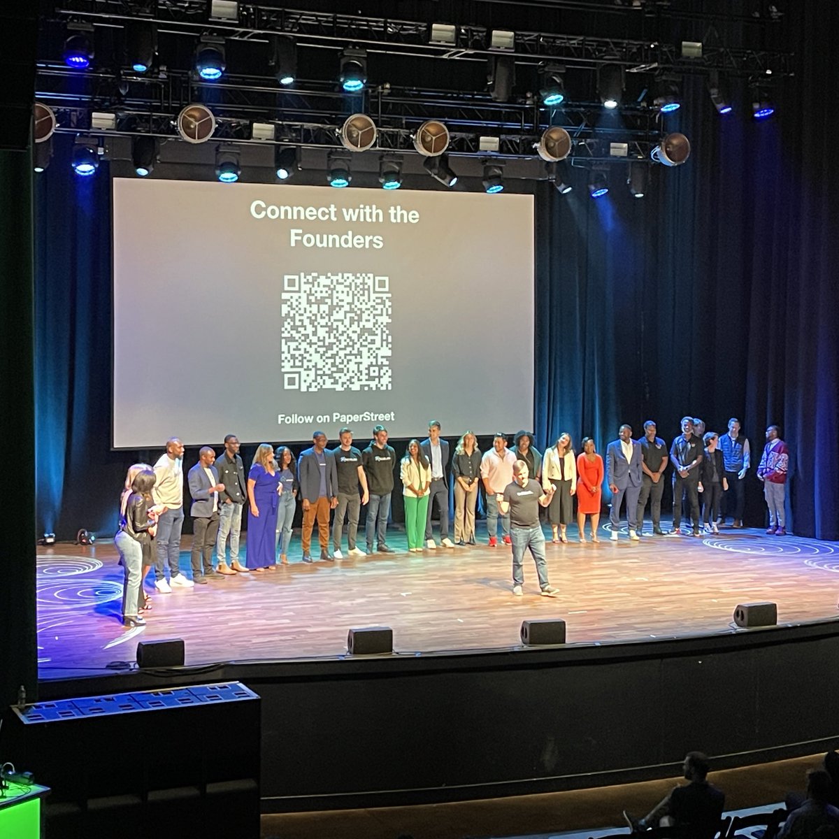 If you think you can help these amazing startups from the <a href="/Techstars/">Techstars</a> #Atlanta powered by <a href="/CoxEnterprises/">Cox Enterprises</a> DemoDay I’ve tweeted about today, then click to paperstreet.vc/techstars/atla… and connect and help some founders out please 🙏🙌🙏