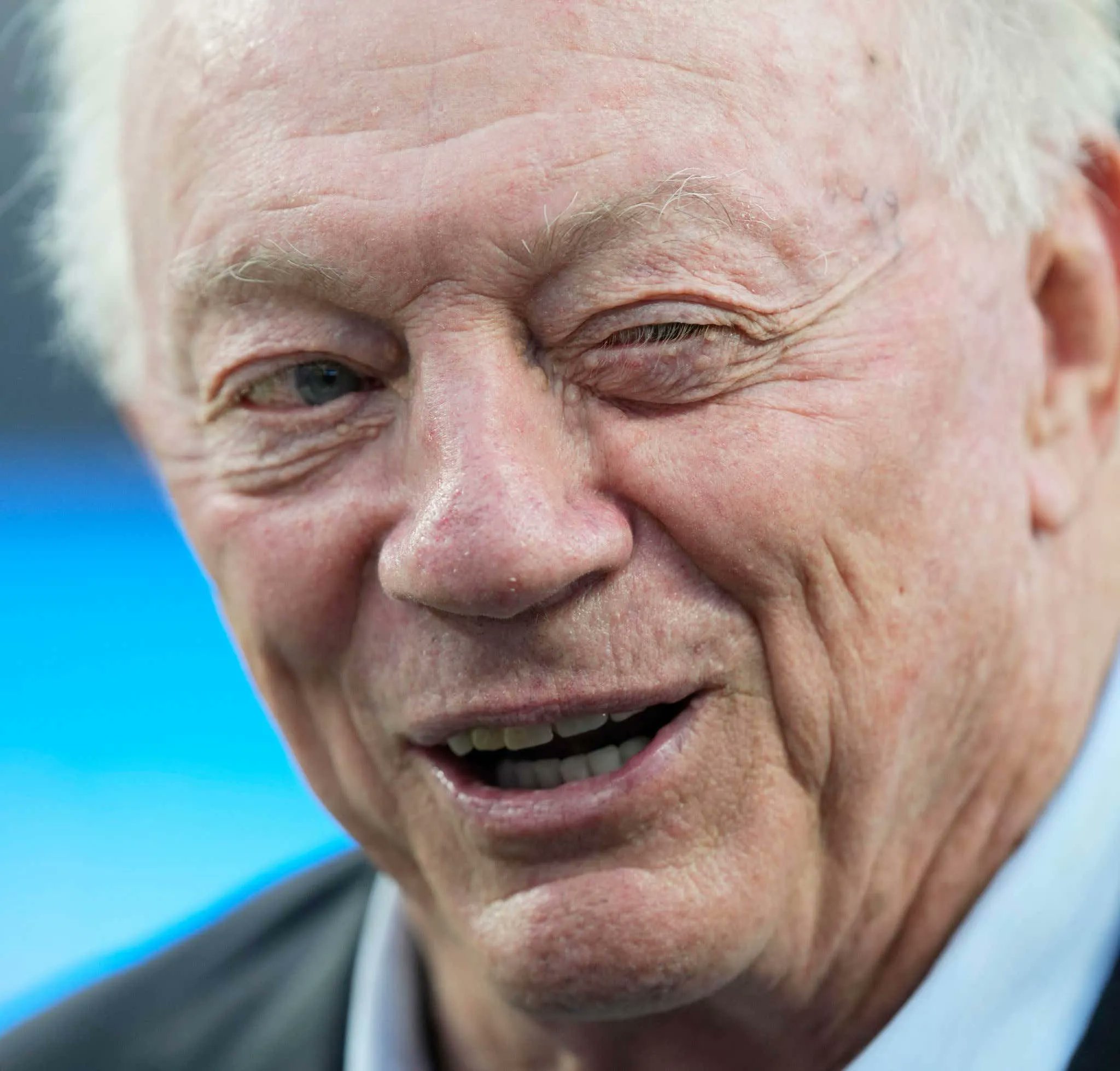 Barstool Sports on Twitter "Report A Woman is Accusing Jerry Jones of