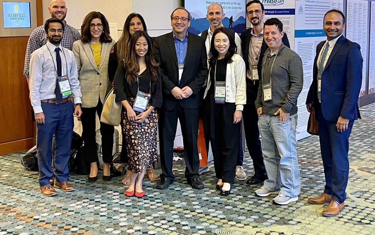 Abhi_Bhardwaj99's tweet image. Reunited at #CHEST2022 Generations of #happiestfellows from Cleveland Clinic. @CCF_PCCM @ClevelandClinic @msiuba @RaedDweikMD @accpchest #pulm #CriticalCare #match2022 🫁@emireles_c @AbhiDuggalMD @avantika93MD @gauravmanek5 @VashishtRishik @CCF_IMCHIEFS @sese_denise @uniquesona