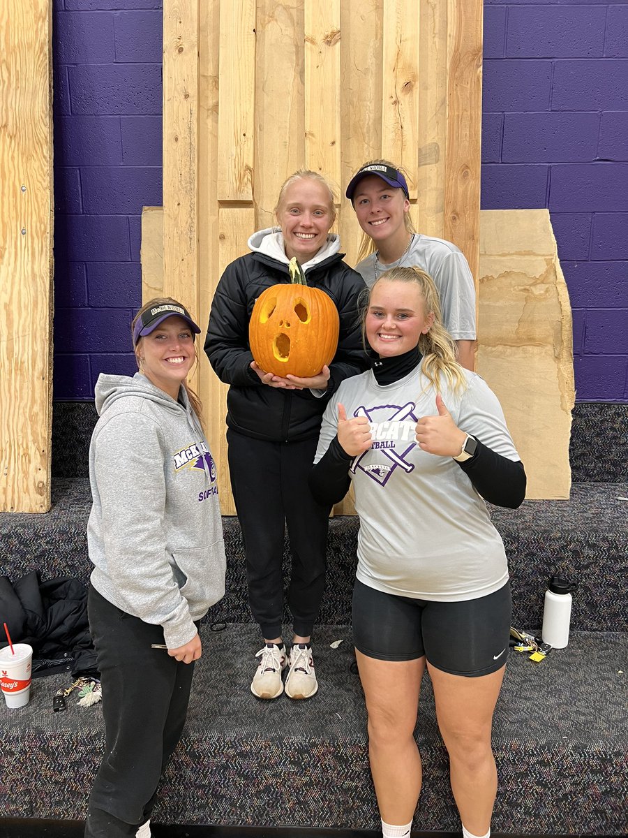 McKendreeSB's tweet photo. Team 3: Scream https://t.co/HgRqCnes6x