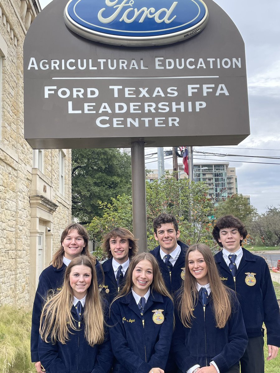 Mary Smith (@aledocte) on Twitter photo Aledo Ag Issues Team practicing <a href="/statecapitol/">state capitol</a> <a href="/glennrogers/">Glenn Rogers</a> <a href="/AledoISD/">Aledo ISD</a> <a href="/BearcatsofAledo/">Aledo High School</a> #nomondaysoff #GrowingGreatness Aledo Ag Issues Team practicing <a href="/statecapitol/">state capitol</a> <a href="/glennrogers/">Glenn Rogers</a> <a href="/AledoISD/">Aledo ISD</a> <a href="/BearcatsofAledo/">Aledo High School</a> #nomondaysoff #GrowingGreatness