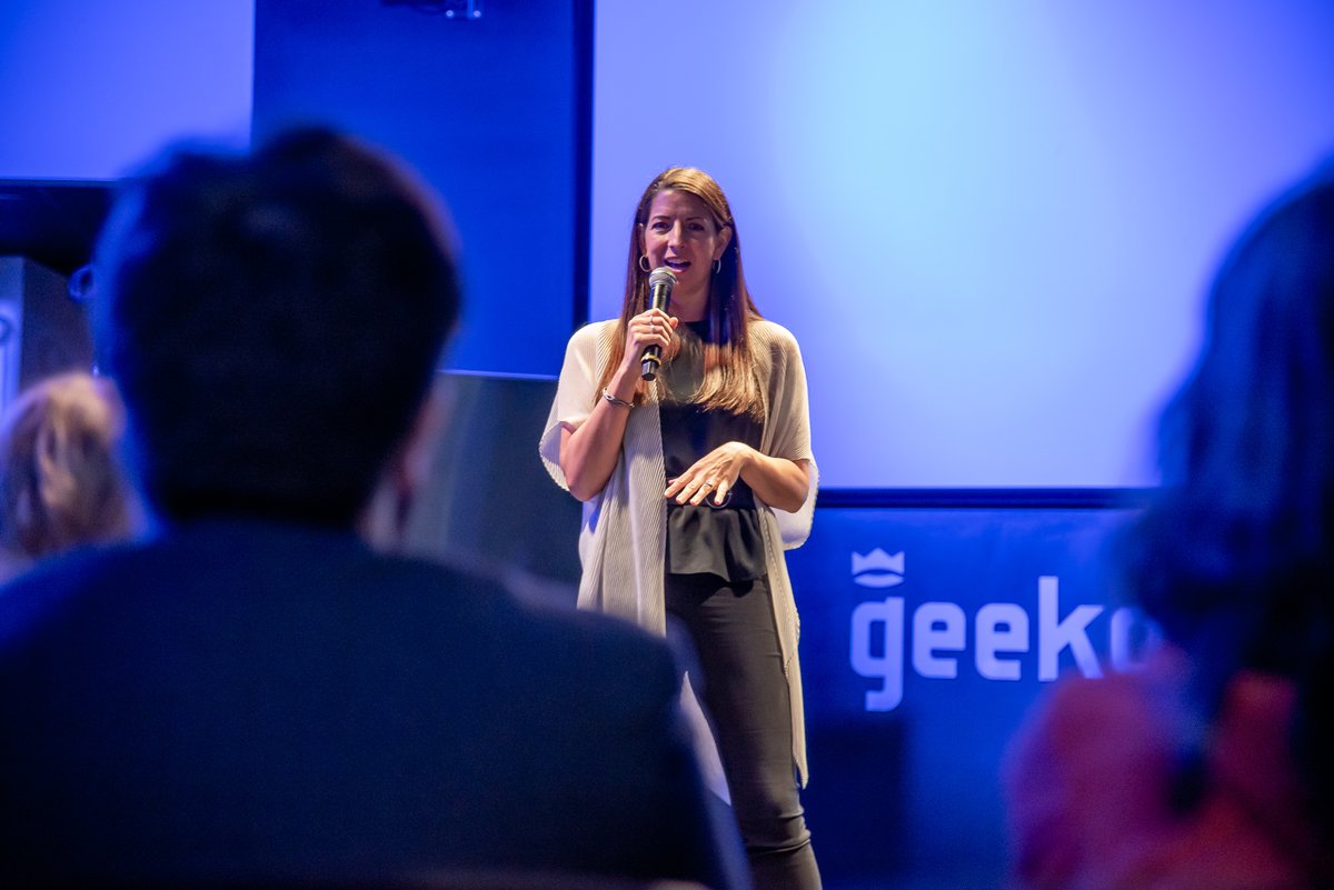 RobotCreative's tweet image. Our founder &amp;amp; CEO, @laraaugust, shared some insider knowledge at @sastartupweek to help startup companies avoid common mistakes in the early stages of their marketing efforts &amp;amp; offered some advice on how to approach marketing at every stage of a startup. #sastartup #sasw2022