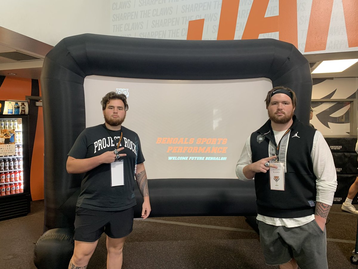 Ko_Kano55's tweet photo. Thank you @IdahoStateFB @VinceAmey @CoachRyanPayne and @RagleCharlie for the visit! #TTM #208 @AlphaRecruits15 @Ezwrighter10 @FHS_PHOEN1X https://t.co/D9INnvxeIn