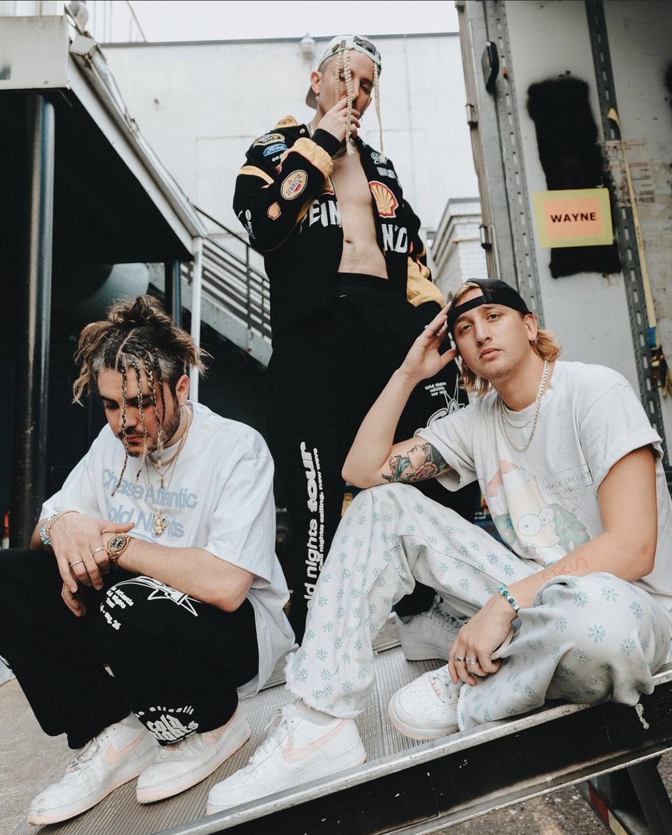 Hidden_Paragon's tweet photo. PHASES x ASHTON CAVE

Today is the day! We are so excited to announce the release of Ashton’s album Phases! They will be performing some songs, so please join us! 

Afterwords, there will be a party to celebrate the official launch of Phases!! 

#PhasesxHP https://t.co/k2lZyNFjUu