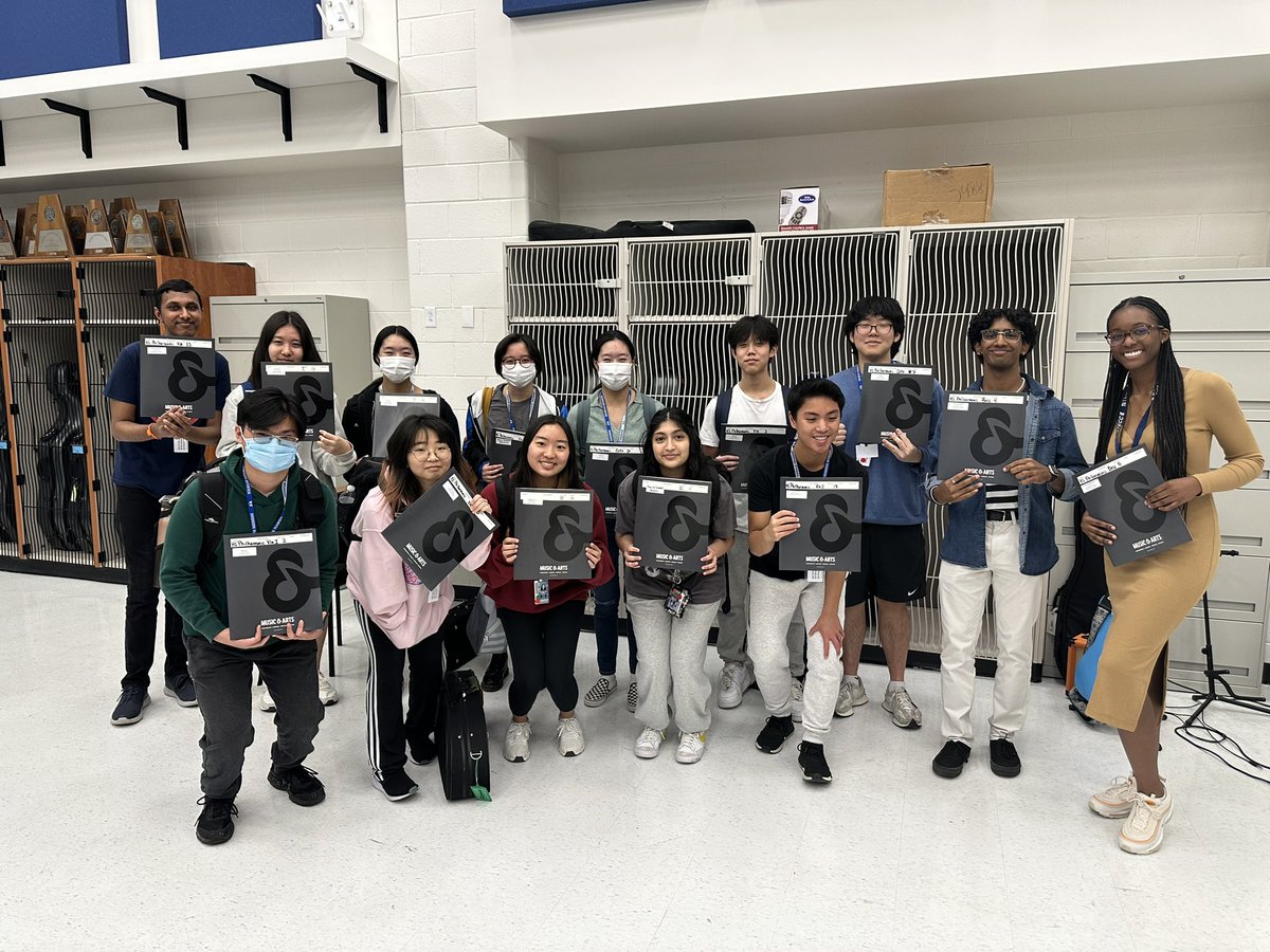 Congratulations to the fifteen Hebron Orchestra students selected to the All-Region 2 Orchestra!  👏🏅🎵 Not pictured: Evan