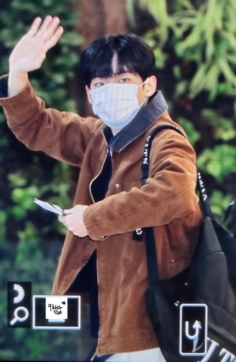 221018 프리뷰

코코볼 안전 비행!!

#구정모 #정모 #CRAVITY #크래비티 #Jungmo #구정모를_좋아하다