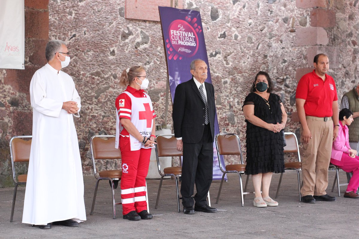 ProdigioMx's tweet photo. Homenaje a las víctimas mortales del sismo del 2 de octubre de 1847 #FiestasOcotlán2022 #JubileoOcotlán #175añosProdigioDeOcotlán https://t.co/zK9YO5MPa0
