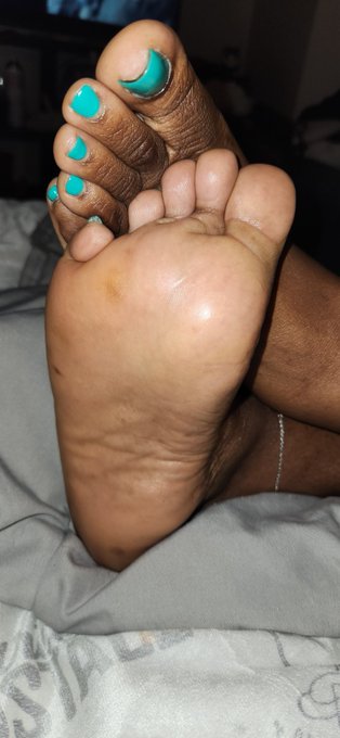I'm To 💀 For 🤤 #Toesucker #Toesandsoles #Toes #Toesucking #Feet #Feetinstagram #Feetloversonly #Footfetishworld<a href="/tag/toesucker"class="tags">#Toesucker</a><a href="/tag/toesandsoles"class="tags">#Toesandsoles</a><a href="/tag/toes"class="tags">#Toes</a><a href="/tag/feet"class="tags"><span>#feet</span></a><a href="/tag/ass"class="tags"><span>#ass</span></a><a href="/tag/bigbooty"class="tags"><span>#bigbooty</span></a><a href="/tag/bigass"class="tags"><span>#bigass</span></a><a href="/tag/footporn"class="tags"><span>#footporn</span></a><a href="/tag/toesucking"class="tags"><span>#toesucking</span></a>