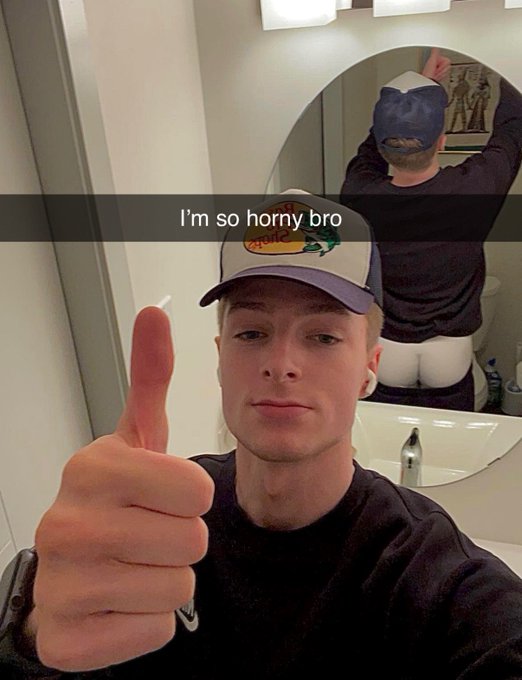 1 pic. RT and I’ll DM you the ass pic I sent @JoshFischer1999 https://t.co/CqVTGxBh6p