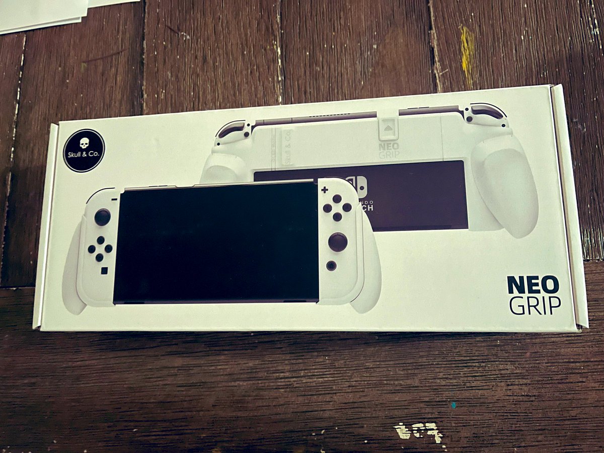 sonicboompr_'s tweet photo. Me llegó el skull & co. Grip para el Switch! Les dejaré saber si vale la pena #NintendoSwich #neogrip https://t.co/3uzvQF4zZj