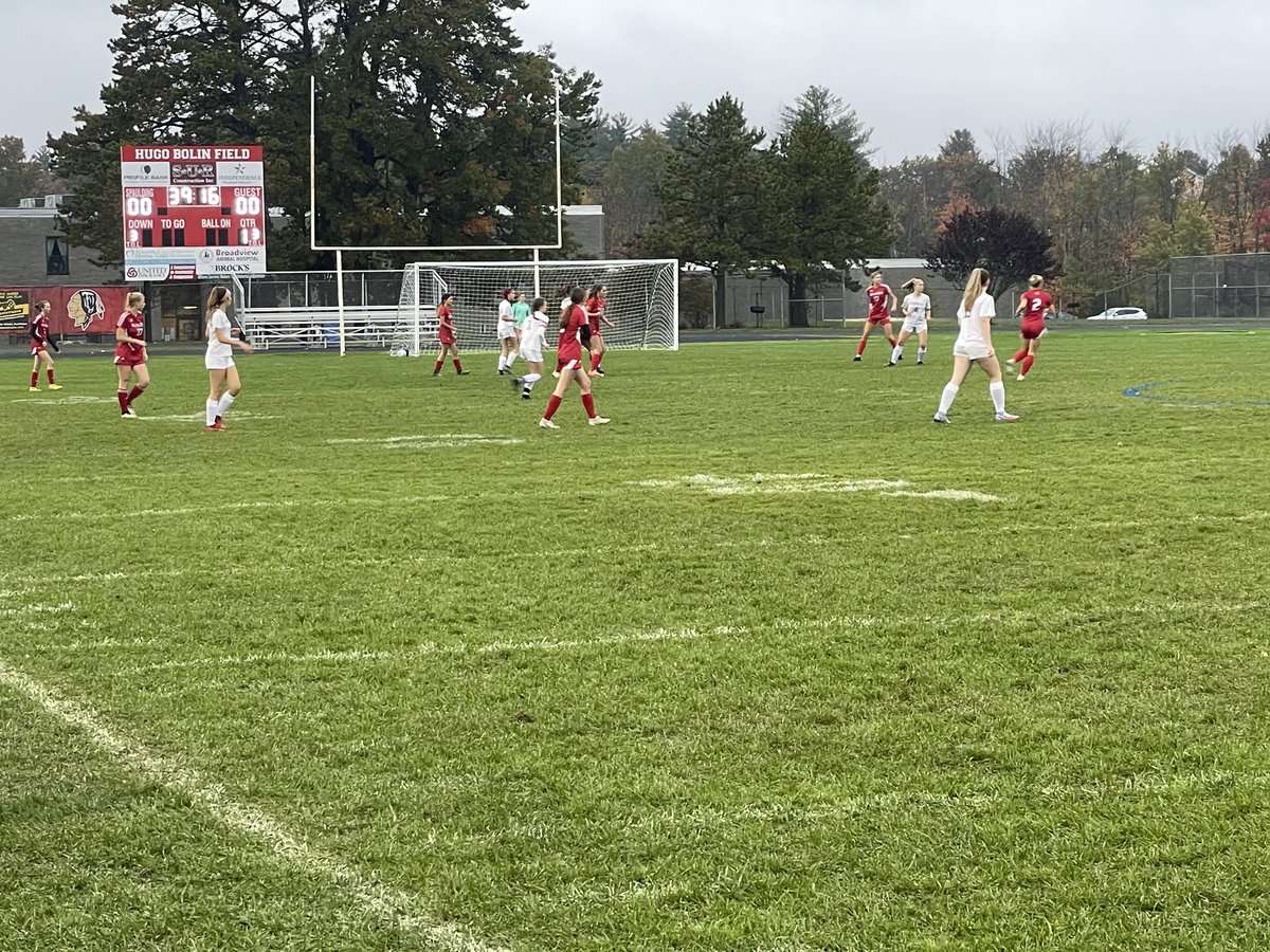 SpldngAthletics's tweet image. Girls soccer with a win over Memorial 7-5 goals by Mackenzie(4), Natalie (2) &amp;amp; Mada
