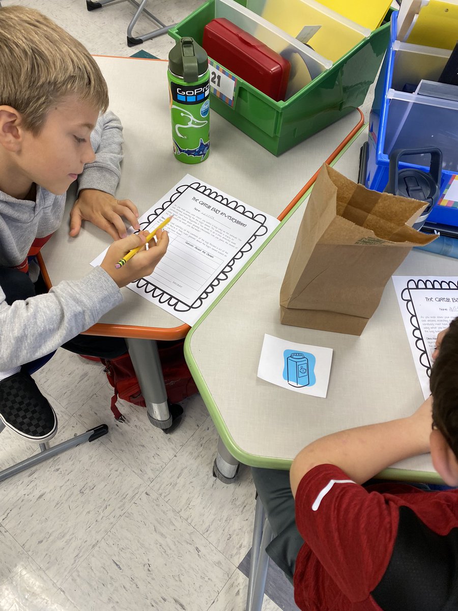 DJHubbell's tweet photo. Mystery bags where students had to look at items and use their schema to decide who was the bag owner #thirdgrade #drawingconclusions @CarrsvilleElem https://t.co/qfGbaachVt