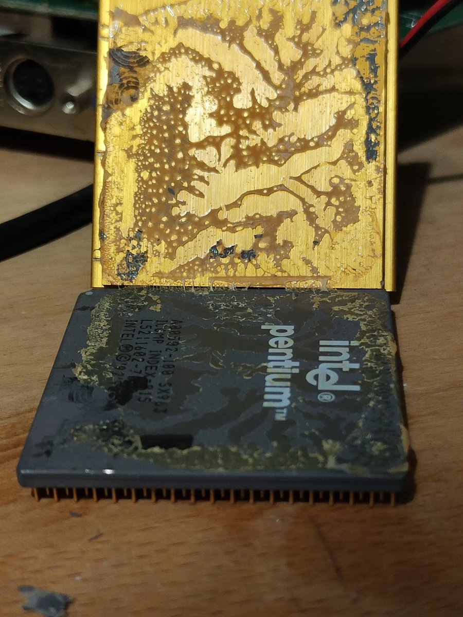 Contact glue for cpu cooling... Why?